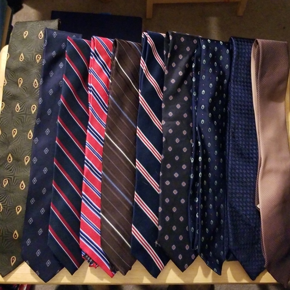 1 Lot of 10 ties without any personality